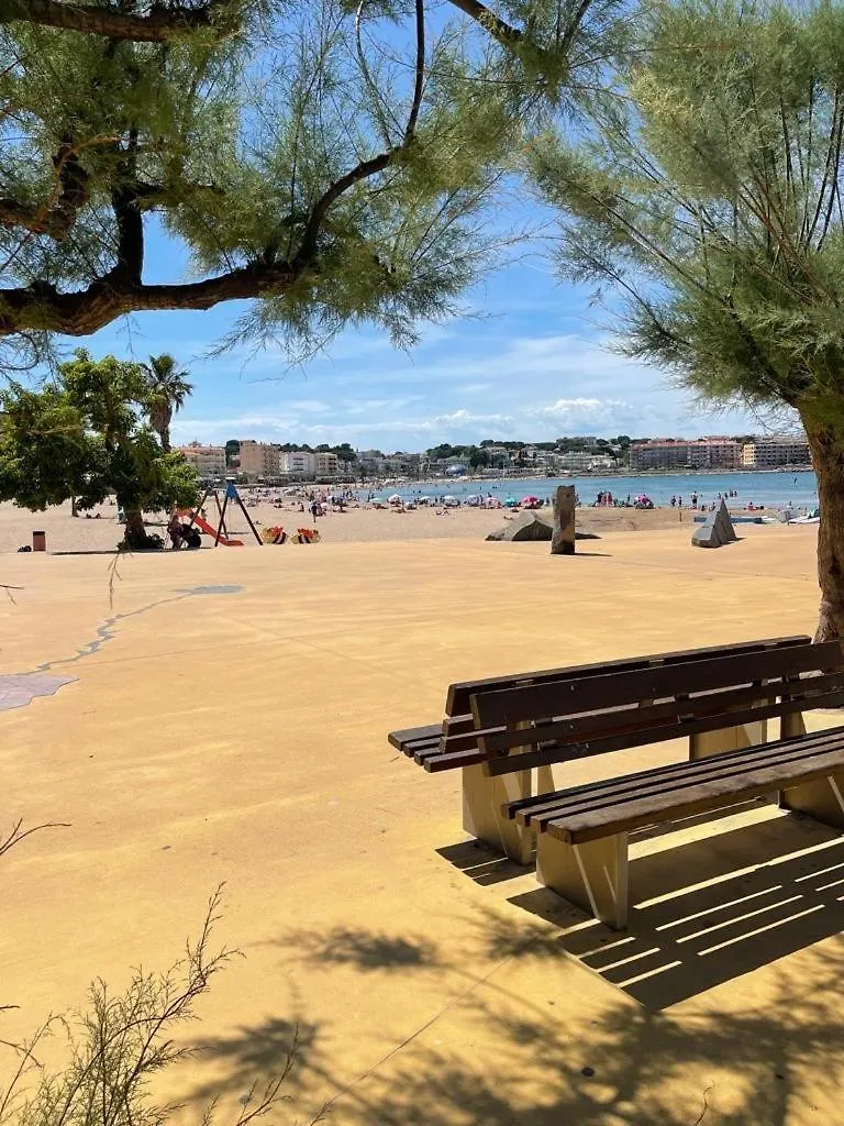 Beach Apartement In Sunny L' Escala Appartamento